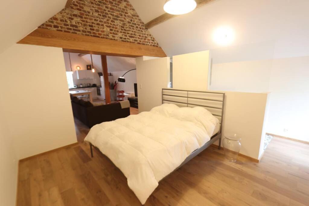 Loft A La Campagne/ 1Ere Occupation Apartman Visé Kültér fotó
